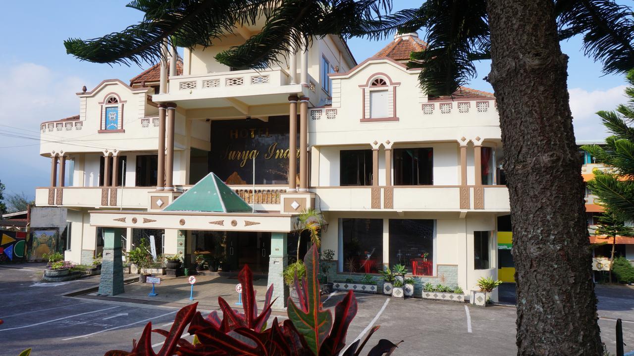 Hotel Surya Indah Batu Malang Kültér fotó