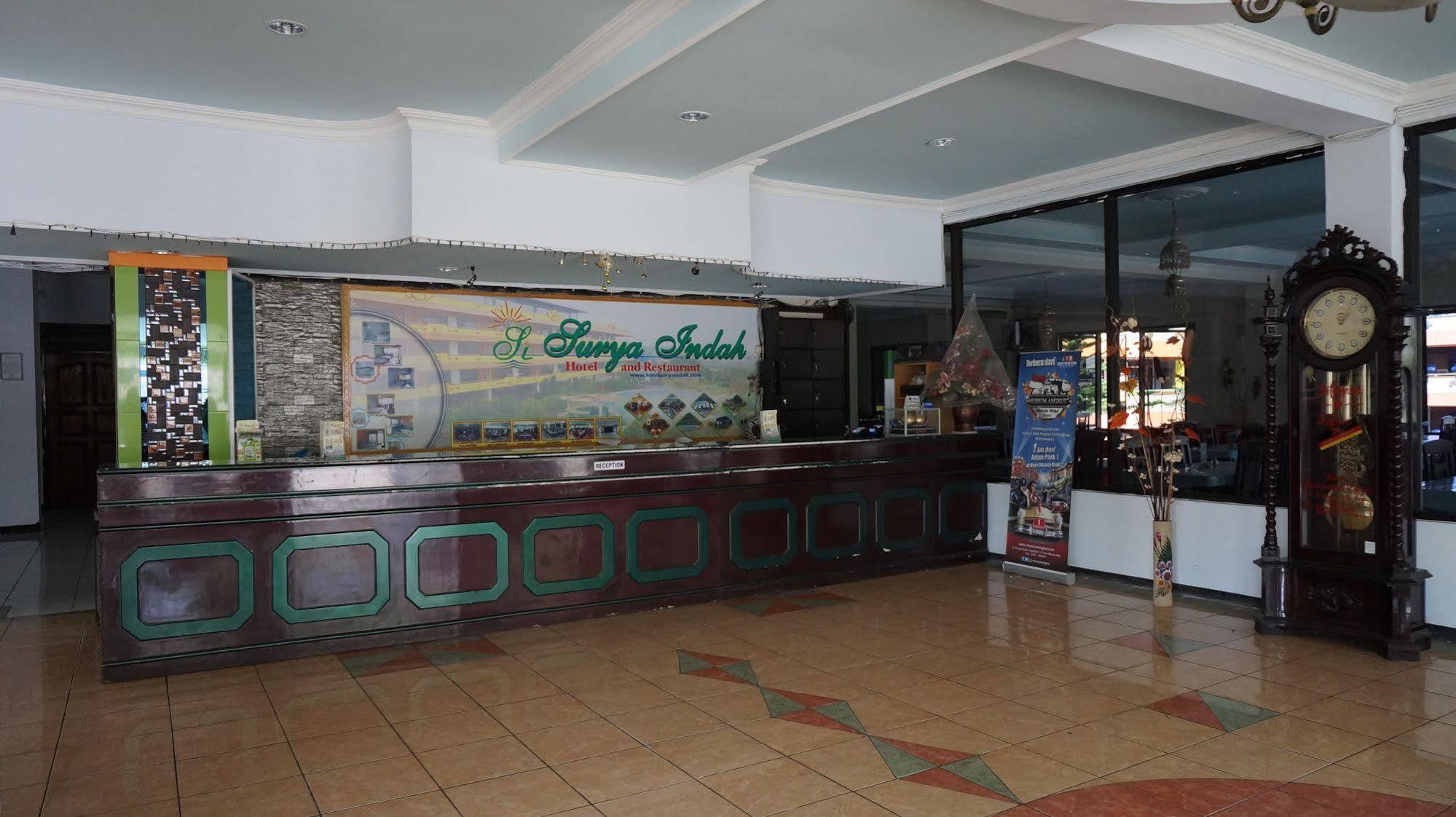 Hotel Surya Indah Batu Malang Kültér fotó